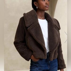 NWT Banana Republic Vintage Style Faux Fur Jacket Cropped Size Petite XS.